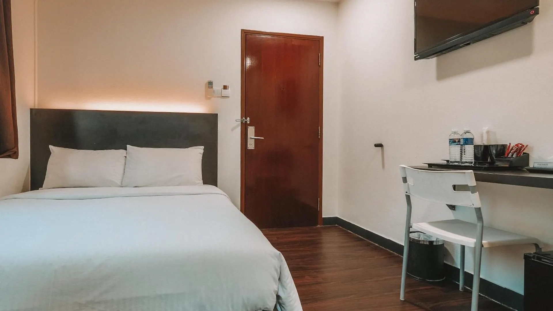 A Hotel Desker シンガポール シンガポール